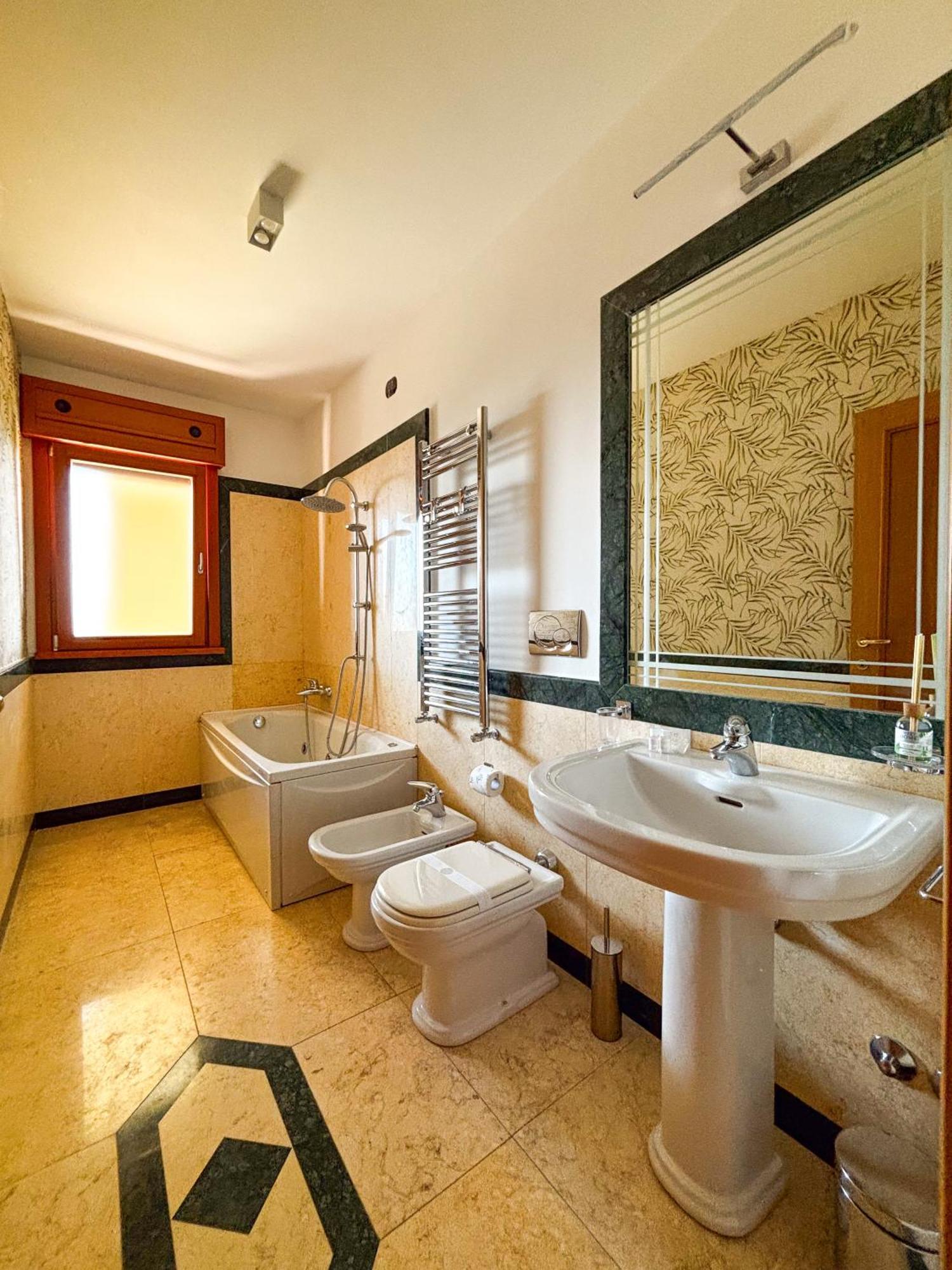 Luxury House Alessia * Roma